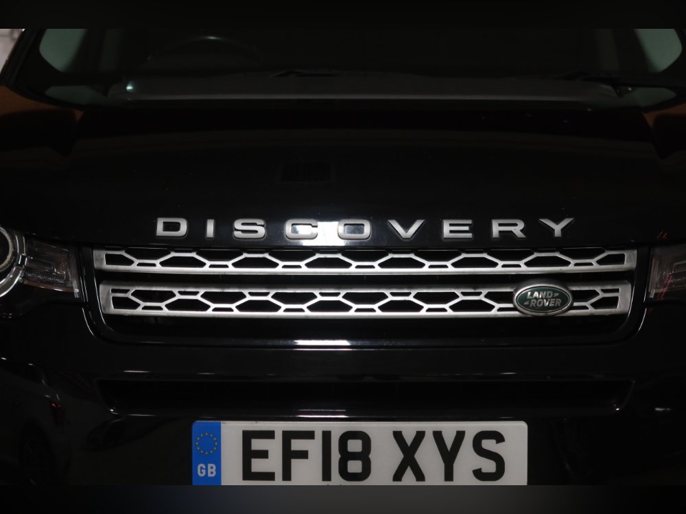 Black Land Rover Discovery Sport 2.0 TD4 HSE SUV 5dr Diesel Auto 4WD Euro 6 s/s 180 ps