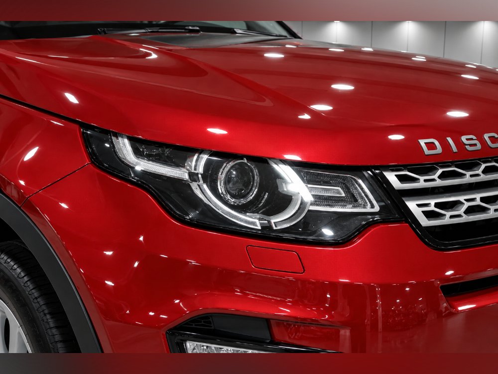 Red Land Rover Discovery Sport 2.0 TD4 HSE SUV 5dr Diesel Auto 4WD Euro 6 s/s 180 ps